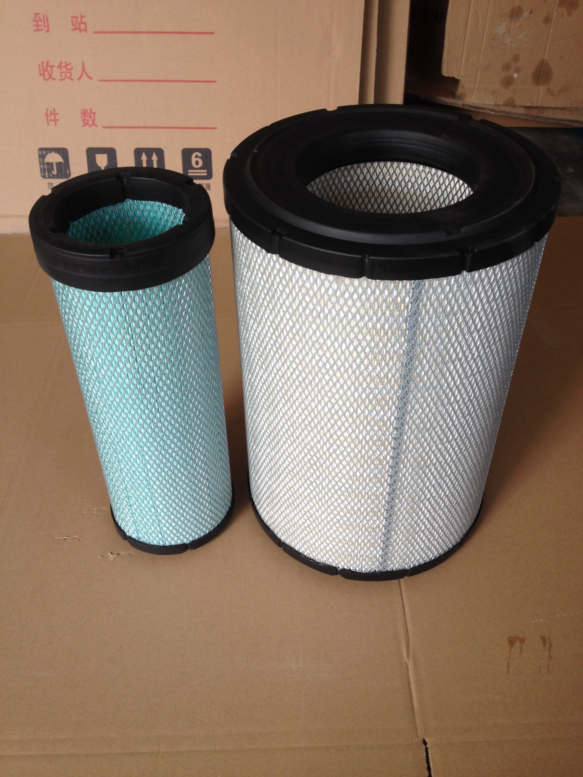 CAT卡特320B C D CL 325B柳工915 三一215挖掘机空气滤芯kPU2433