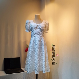 初戀裙蝴蝶結(jié)方領(lǐng)收腰顯瘦連衣裙內(nèi)襯中長款 a字裙 甜美泡泡袖 法式