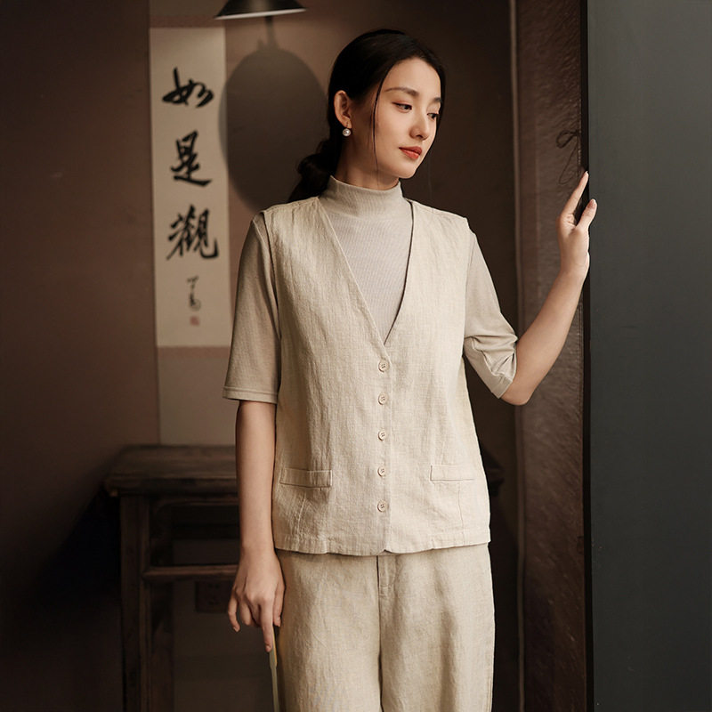 鹿与安笛2026秋季新款棉麻女装马甲女新中式苎麻复古国风外穿背心