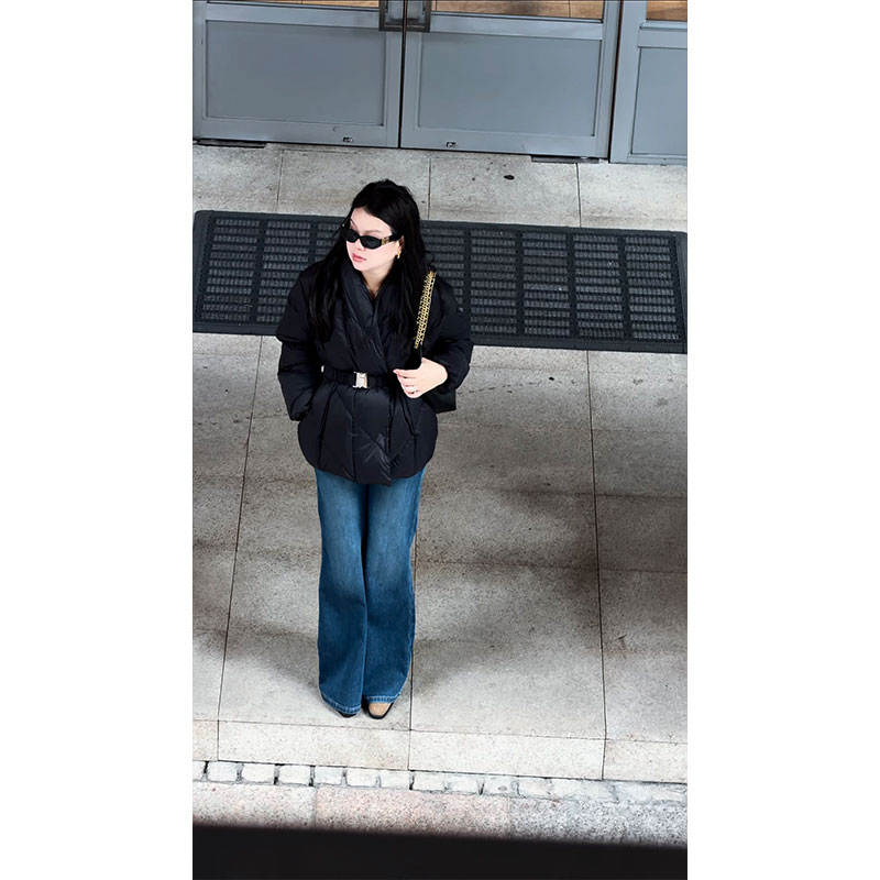 高腰微喇叭紧身牛仔裤提臀长裤