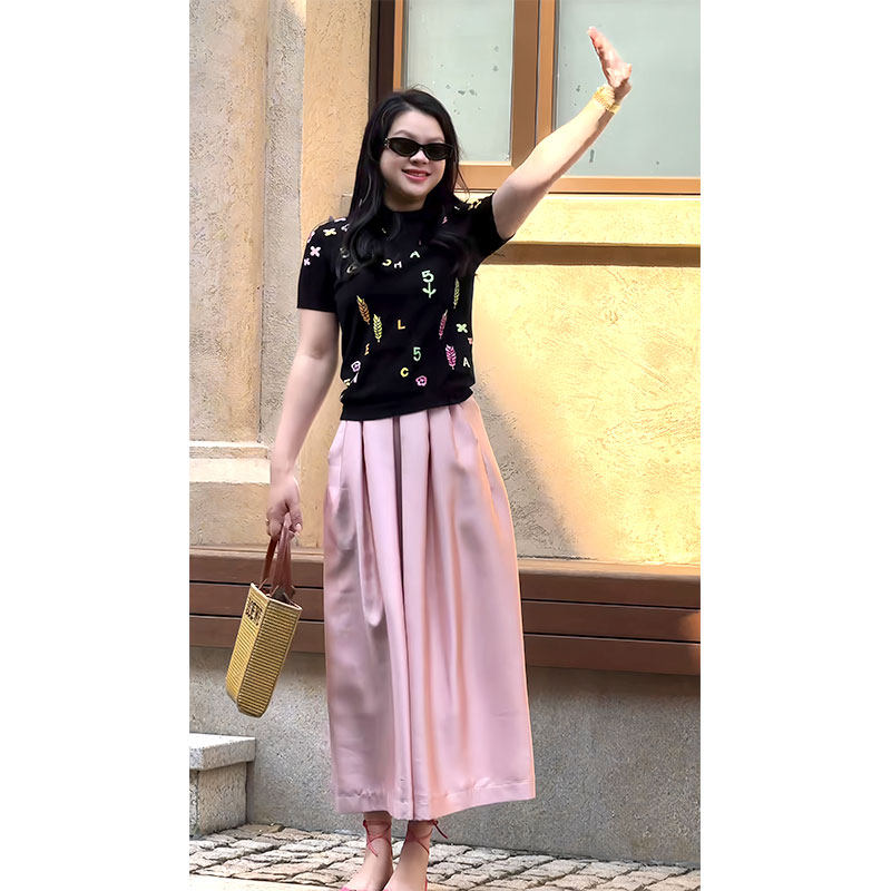 【惠姐私服】｛粉夏｝黑色麦穗字母绣花短袖时尚棉质T恤 83531