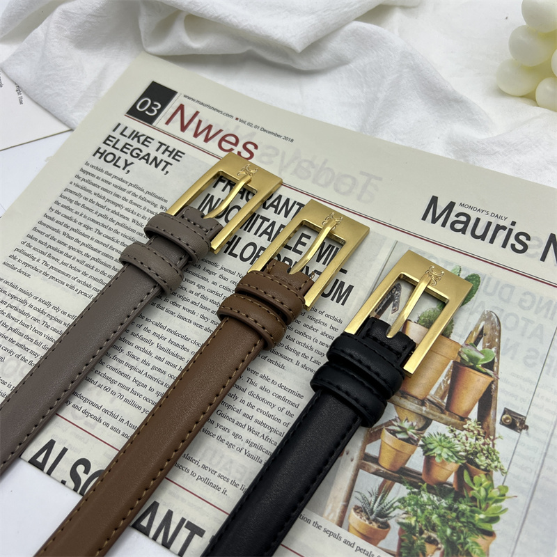 黑色小皮带二层牛皮配连衣裙ins