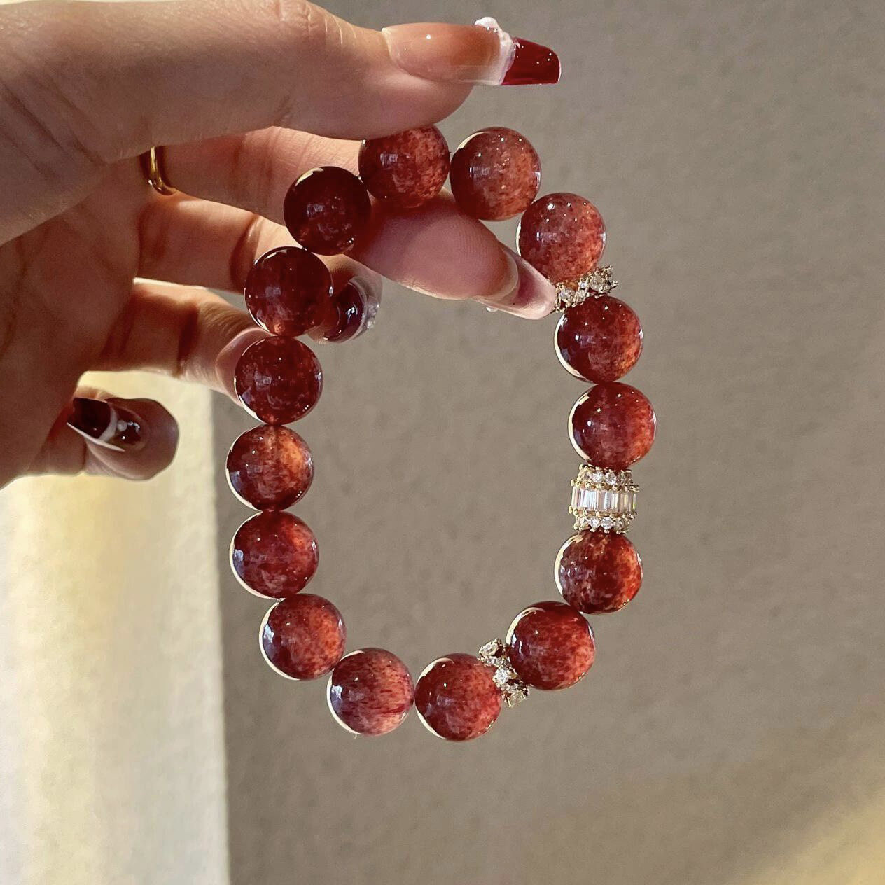 福珠东海天然星光鸽血红草莓晶手链女招桃花红色转运招贵人缘手串