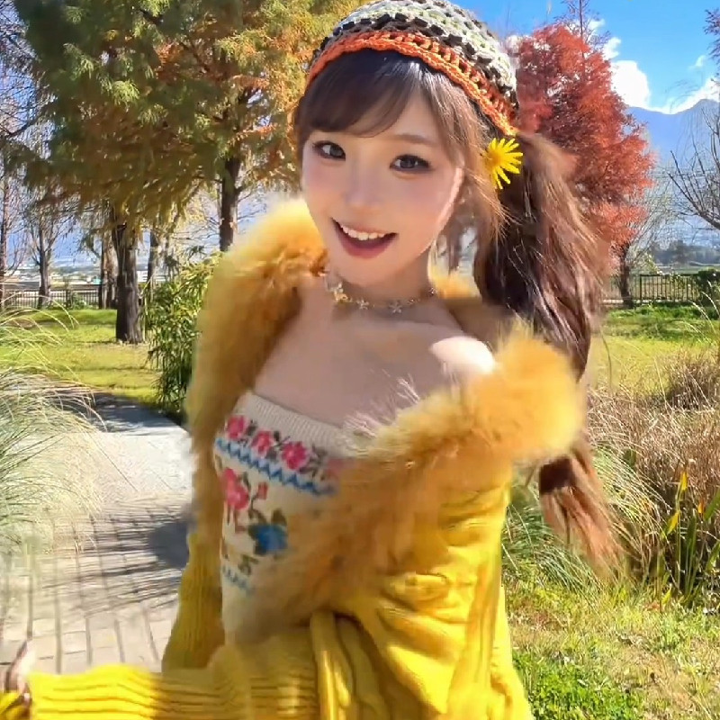 纯欲风辣妹紫色花朵抹胸针织连衣裙女春季新款修身显瘦包臀短裙子