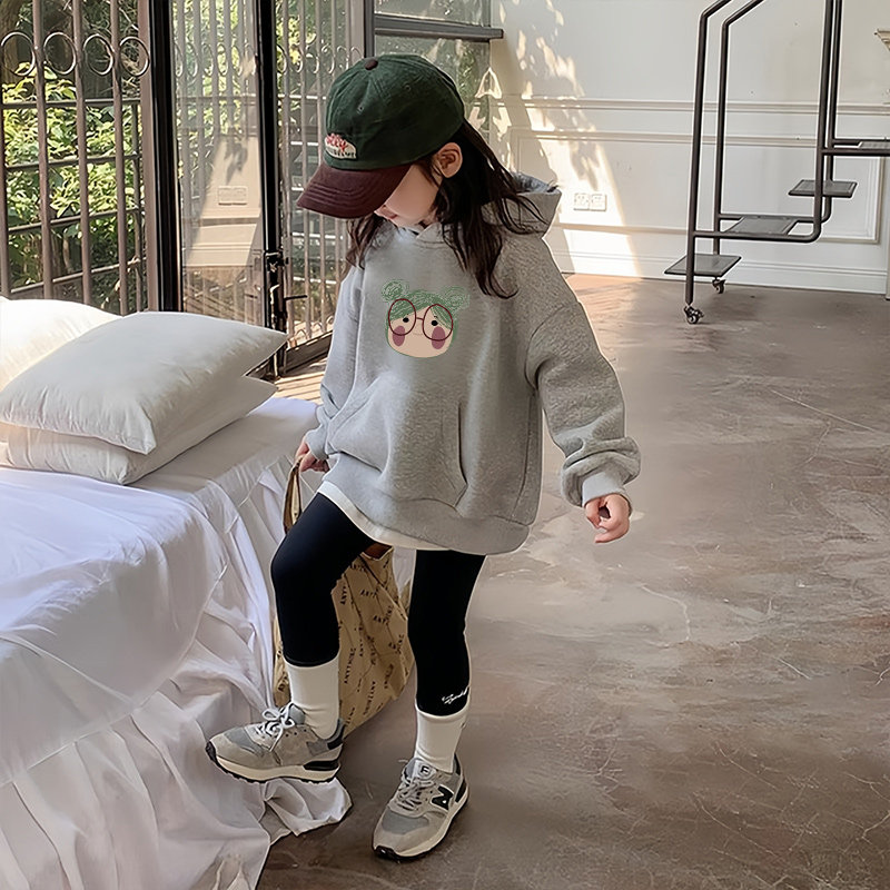 女童加绒加厚卫衣2025秋冬新款洋气小女孩卡通连帽上衣儿童冬装潮