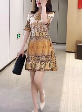 23116大爱美依缘2026夏季新款短袖中长款修身连衣裙印花洋气女裙