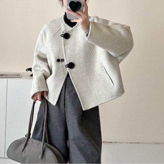 ZY259188大爱美依缘2025秋季新款盐系女气质短款宽松减龄毛呢外套