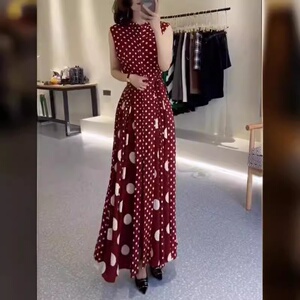 24187大爱美依缘2026夏季新款时尚波点开叉无袖长款连衣裙显瘦女