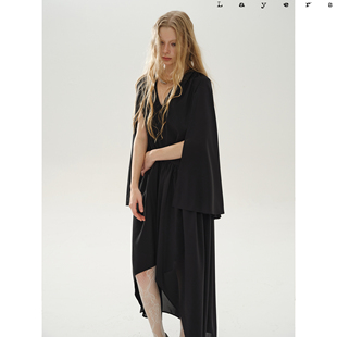 不规则宽松垂坠感连衣裙 大摆 黑色 褶裥开袖 Layers