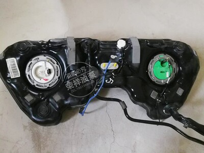 奔驰W204w205汽油泵格燃油箱副泵