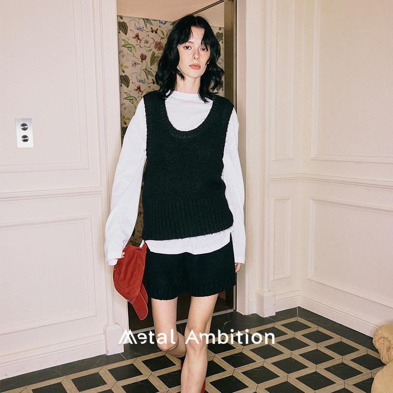 时尚百搭马甲金属野心复古V领