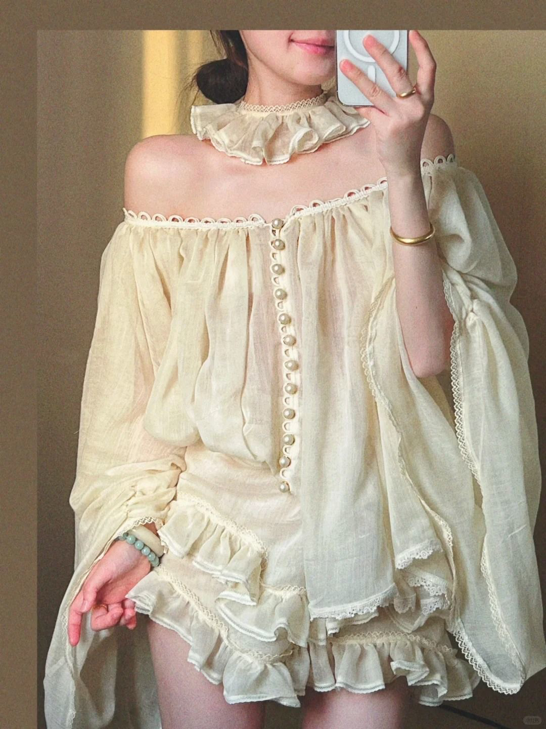 黄色衬衫黄色短裙夏天辣妹又酷又飒的穿搭大方得体两件套装