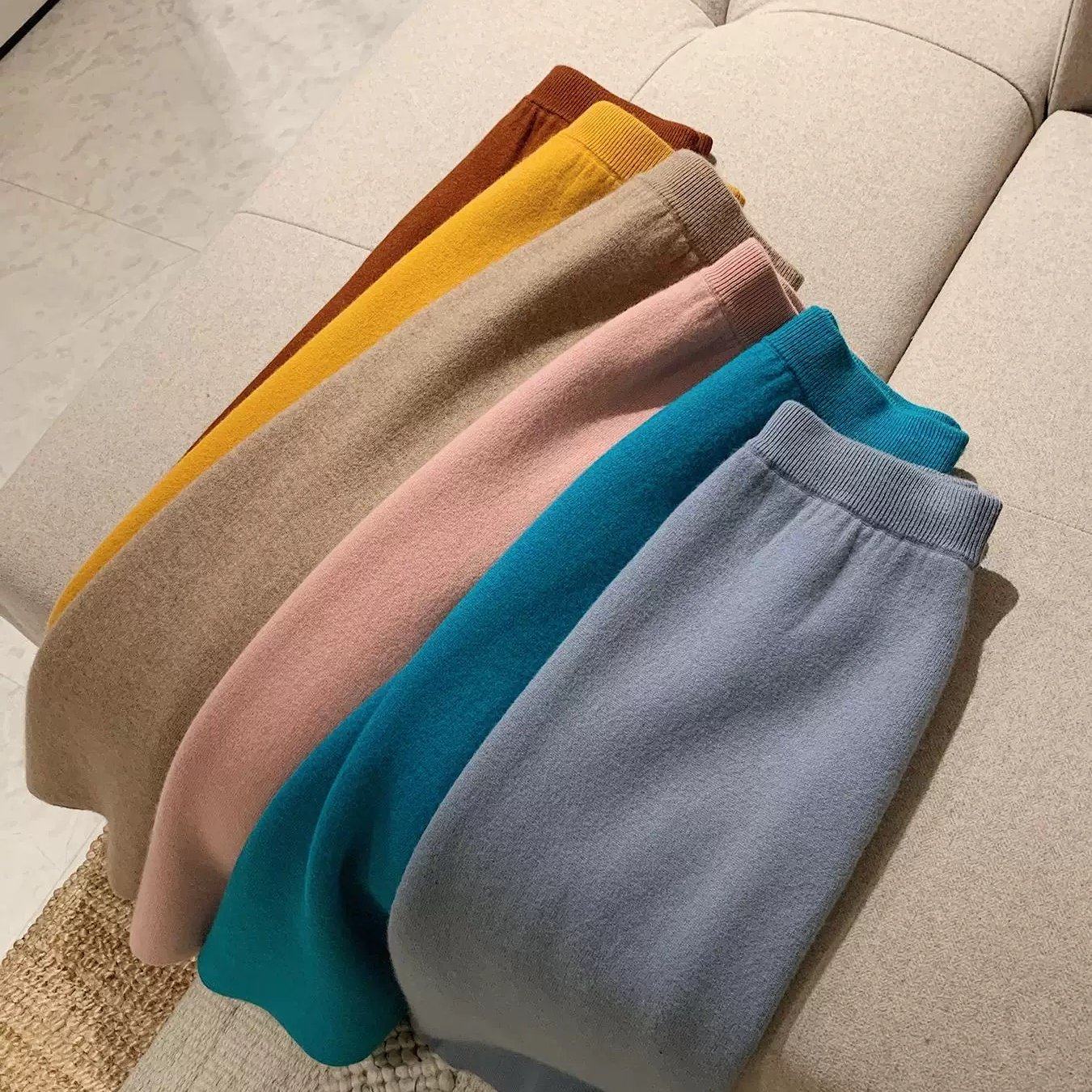 自留浣熊羊毛加厚糖果纯色针织半身裙松紧腰遮胯显瘦百搭