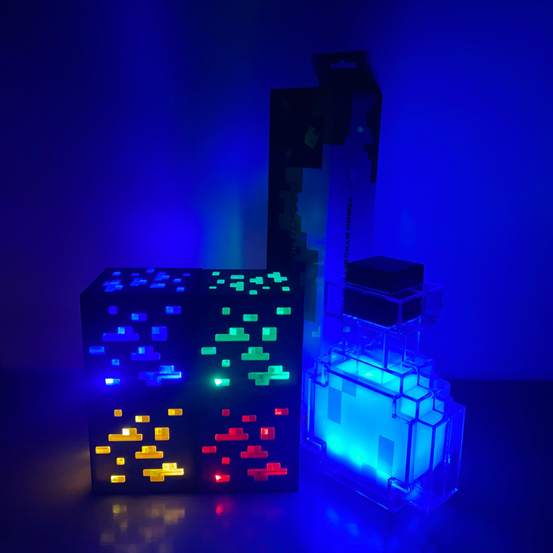 我的世界男女mc工具现货火把