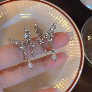 个性时尚浮夸蝴蝶结温柔珍珠耳环复古气质感通勤耳钉925银针包邮