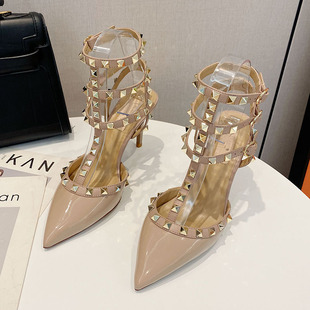 真皮铆钉女鞋时尚三环百搭黑色高跟鞋细跟尖头浅口时装v家夏凉鞋