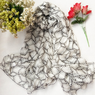 黑白方格子几何图形真丝围巾女士长款百搭桑蚕丝巾披肩方巾薄纱巾