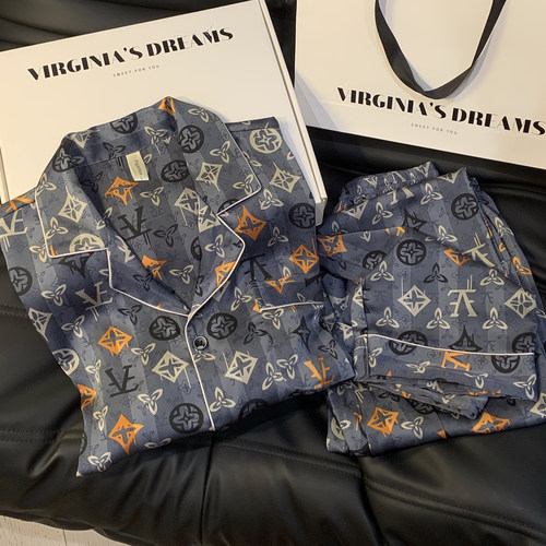 轻奢风高级感情侣睡衣套装