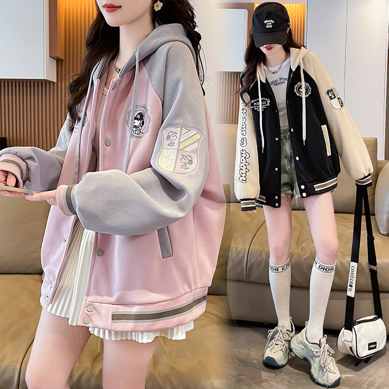 啄木鸟2026秋冬新款学生冲锋衣女宽松卫衣女棒球服休闲夹克外套女