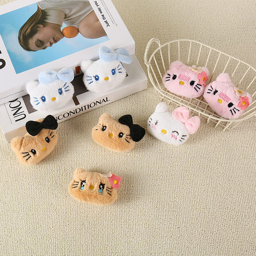 卡通毛绒KT猫咪公仔胸针hellokitty玩偶书包装饰袜子辅料配件手工