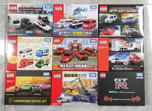 正版日本多美卡套装合金车模型