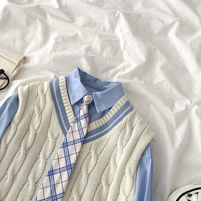 大码女装胖妹妹可爱衬衫针织马甲毛衣背心套装学生学院风两件套女