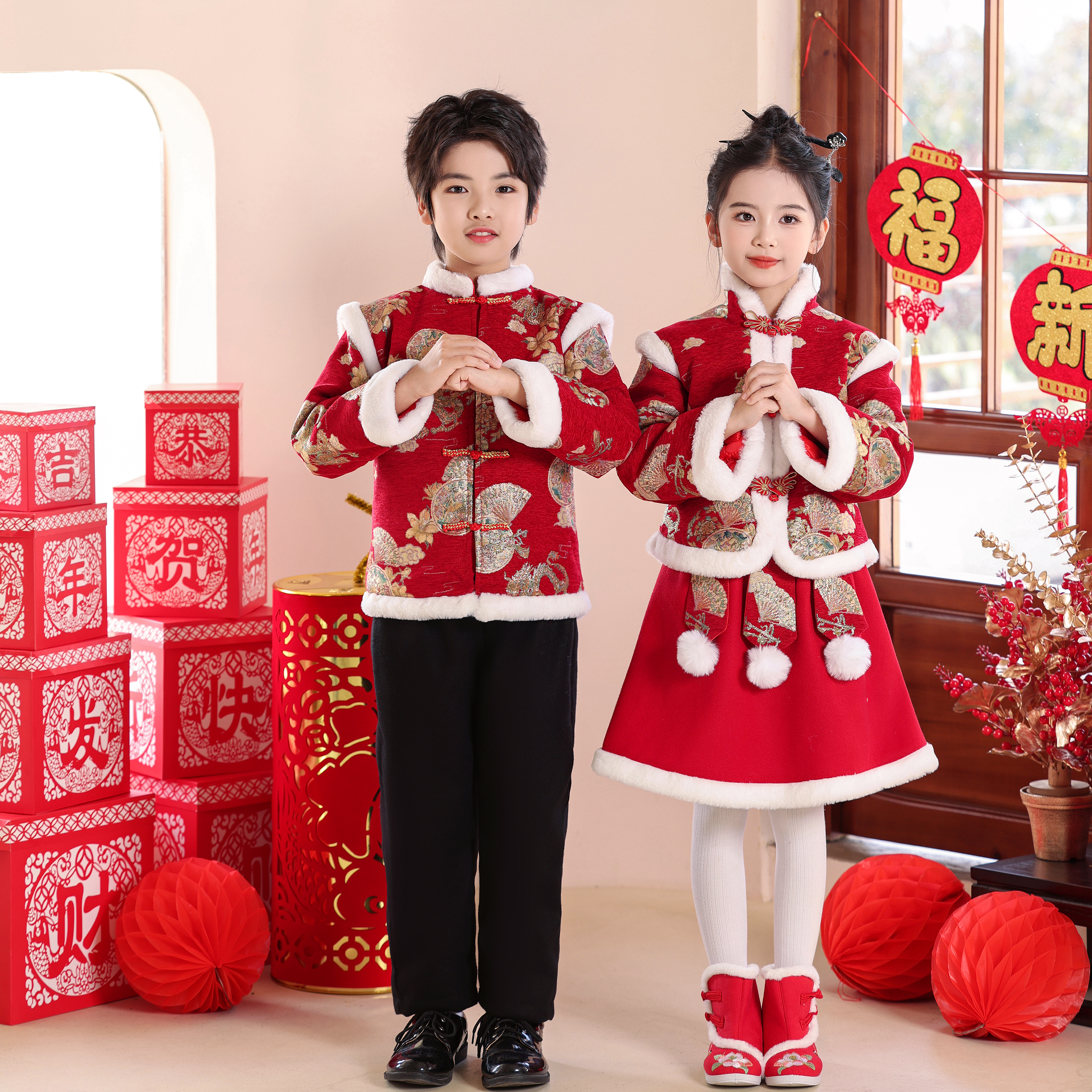 儿童演出服拜年服女童幼儿园舞蹈