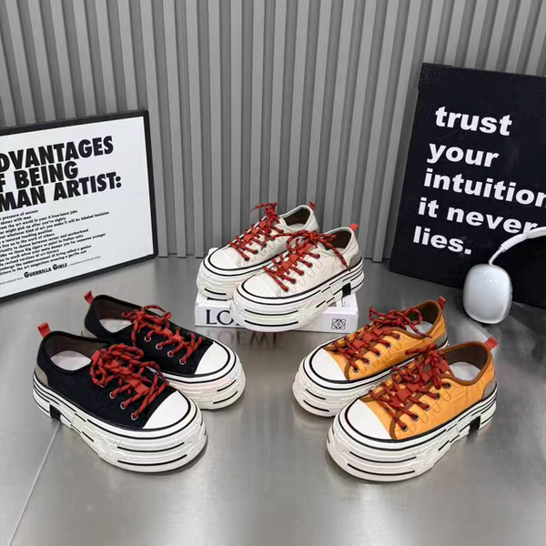2026春夏新款时尚贝壳头厚底系带休闲板鞋百搭系带松糕女鞋布鞋A