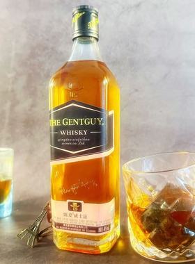 正品洋酒烈酒甄爱黑标黑色威士忌40度500ml可乐桶酒吧家庭聚会