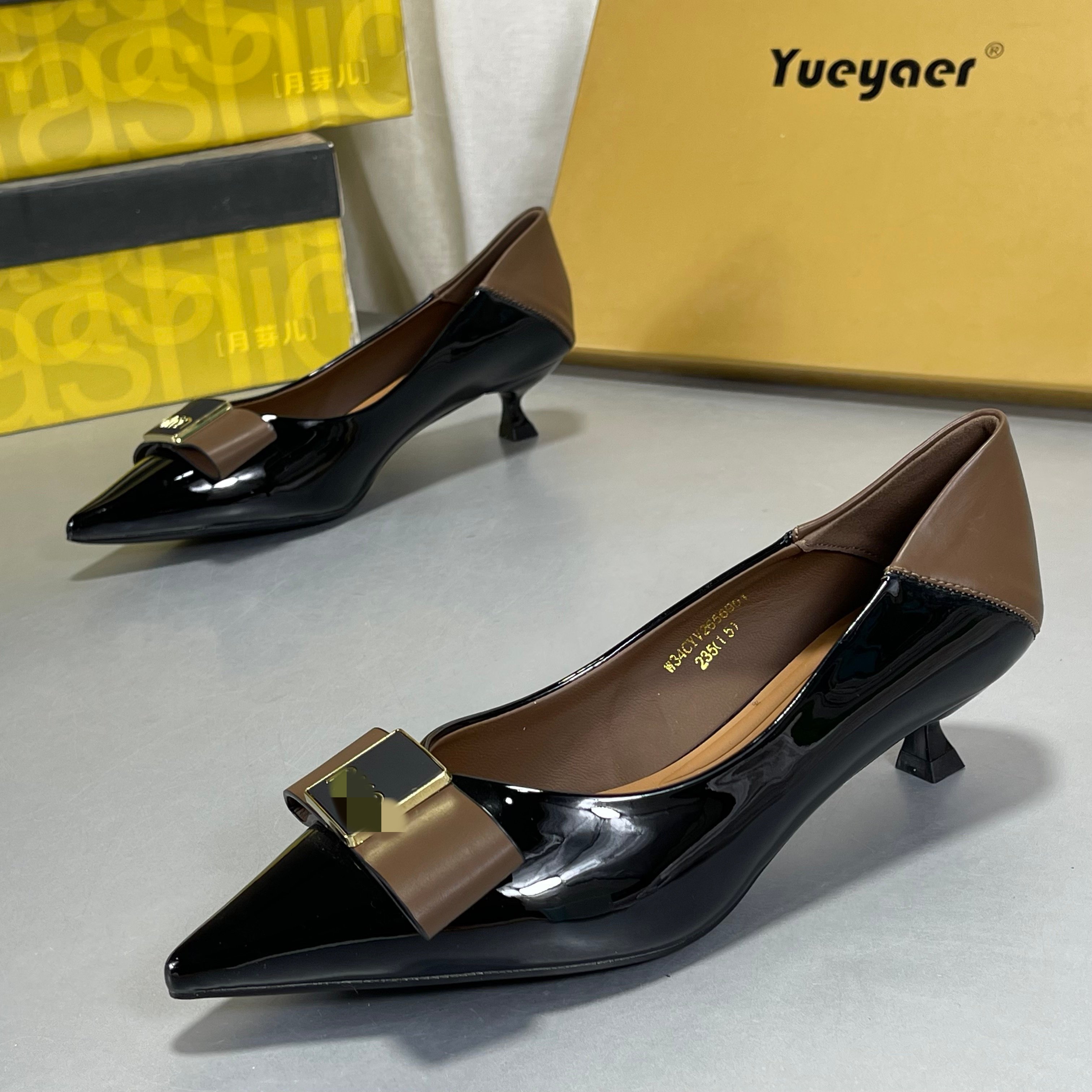 月芽儿牛漆皮法式透气工作鞋配裙子时尚百搭气质尖头浅口细跟单鞋,女鞋,玛丽珍鞋,淘宝优惠券,粉丝福利购,淘宝优惠卷