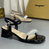 月芽儿漆皮凉鞋 中跟粗跟一字扣带配裙子透明高跟鞋 女2026新款 夏季