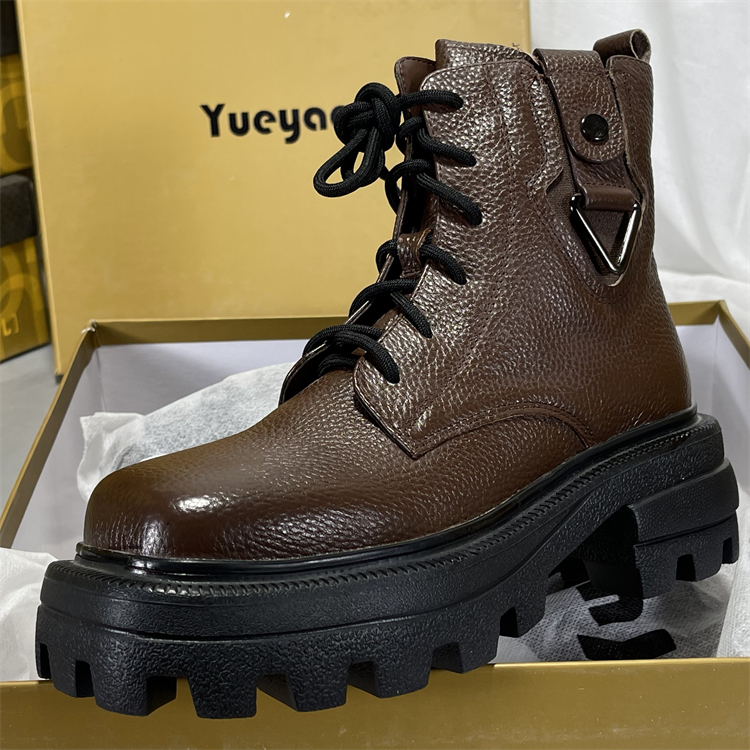 月芽儿厚底马丁靴女头层牛皮复古2025秋冬系带棕色短靴英伦风单靴