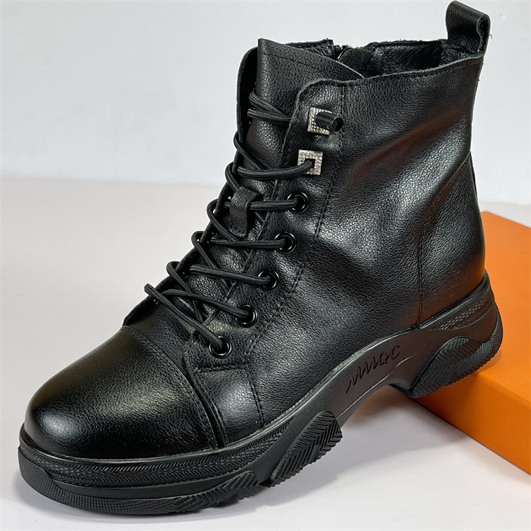 雨牛皮厚底马丁靴2025秋冬新款女靴英伦风系带平底真皮短靴单靴,女鞋,马丁靴,淘宝优惠券,粉丝福利购,淘宝优惠卷