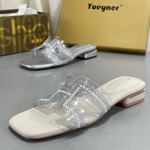 海边度假沙滩休闲一字拖 女外穿2026夏款 月芽儿法式 粗跟水钻凉拖鞋