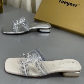 海边凉鞋 月芽儿专柜仙女风一字拖2026夏季 透明水钻低跟露趾沙滩鞋