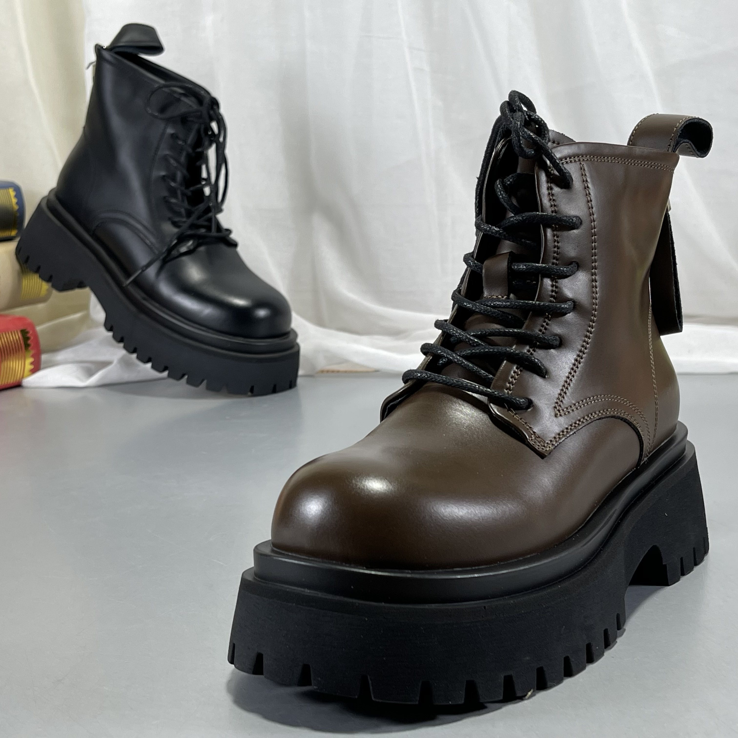 真皮大头马丁靴女粗跟2025秋冬新款英伦风复古百搭厚底加绒短靴子,女鞋,马丁靴,淘宝优惠券,粉丝福利购,淘宝优惠卷