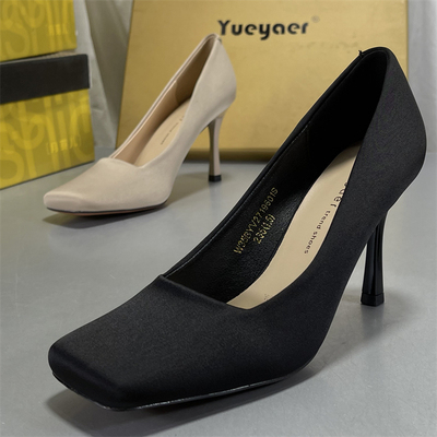 月芽儿正品气质复古百搭沙丁布法式方头浅口单鞋女2026新款高跟鞋