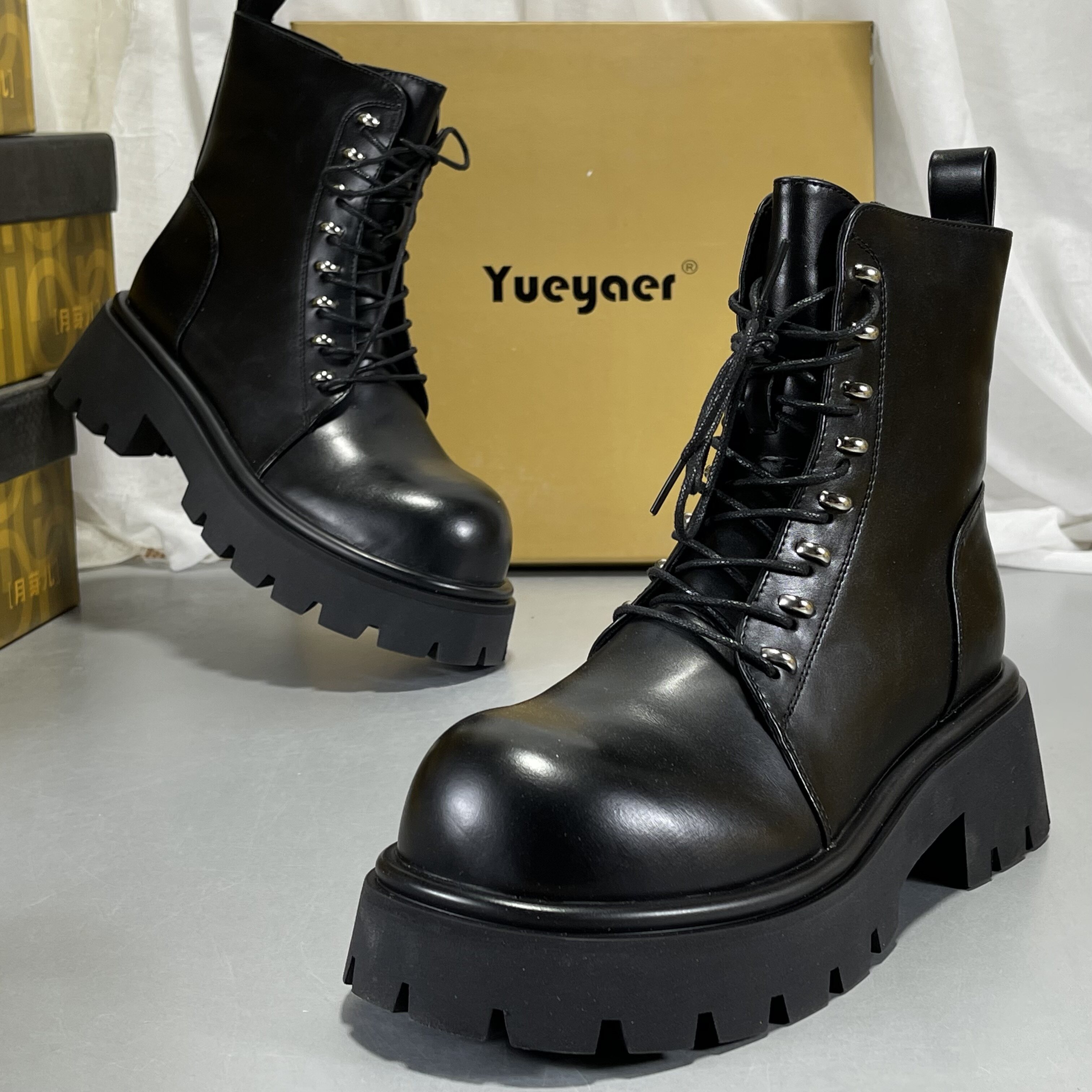 专柜正品月芽儿厚底英伦风马丁靴女真皮休闲2025秋冬款大头机车靴