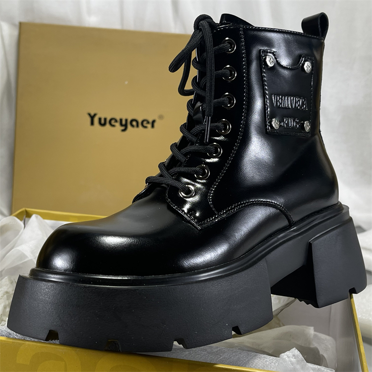 月芽儿英伦风复古头层牛皮马丁靴厚底圆头真皮休闲短筒粗跟机车靴