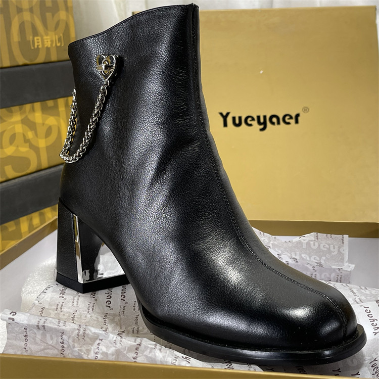 月芽儿时装靴头层牛皮高跟短靴女2025秋冬款马丁靴英伦复古瘦瘦靴,女鞋,时装靴,淘宝优惠券,粉丝福利购,淘宝优惠卷