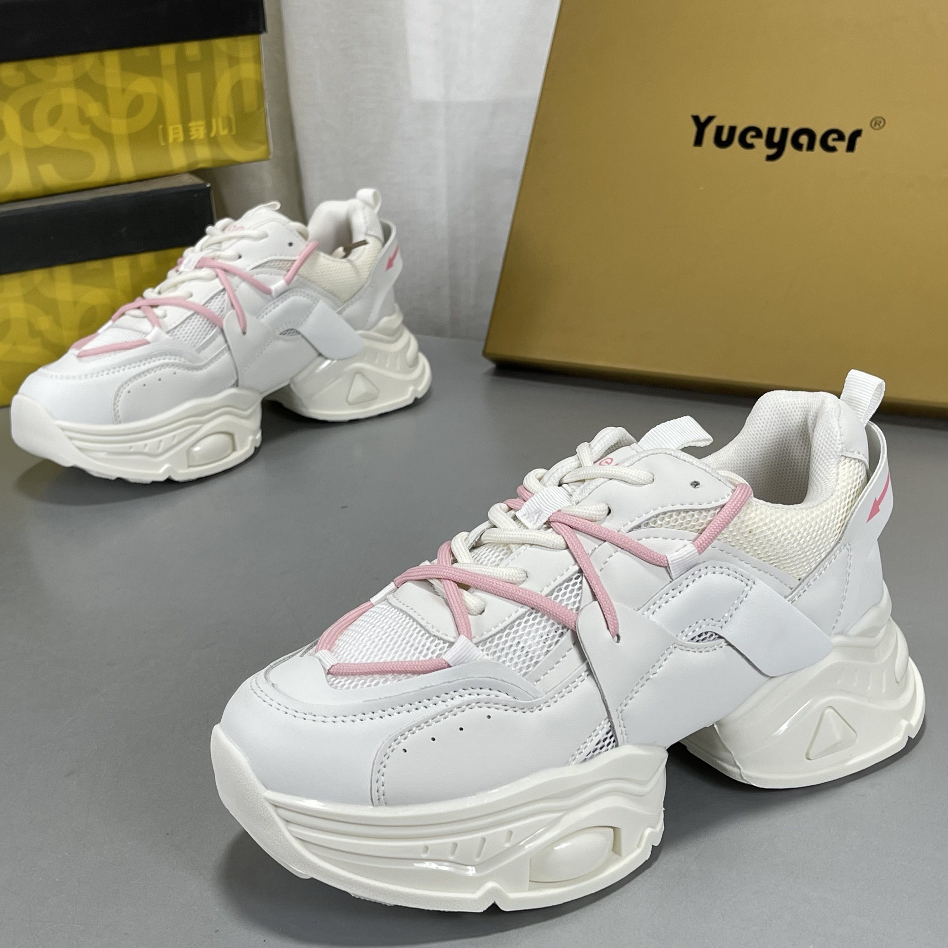 月芽儿正品老爹鞋女小白鞋2026春新款百搭厚底轻便舒适软底运动鞋,女鞋,德训鞋,淘宝优惠券,粉丝福利购,淘宝优惠卷