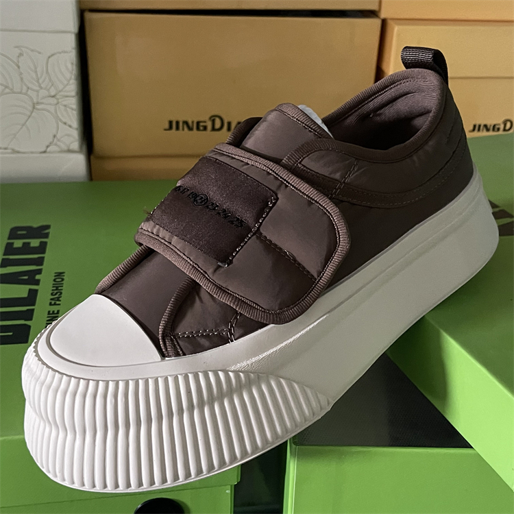 头层猪皮脚垫2025新款魔术贴厚底休闲鞋小个子帆布真皮通勤松糕鞋