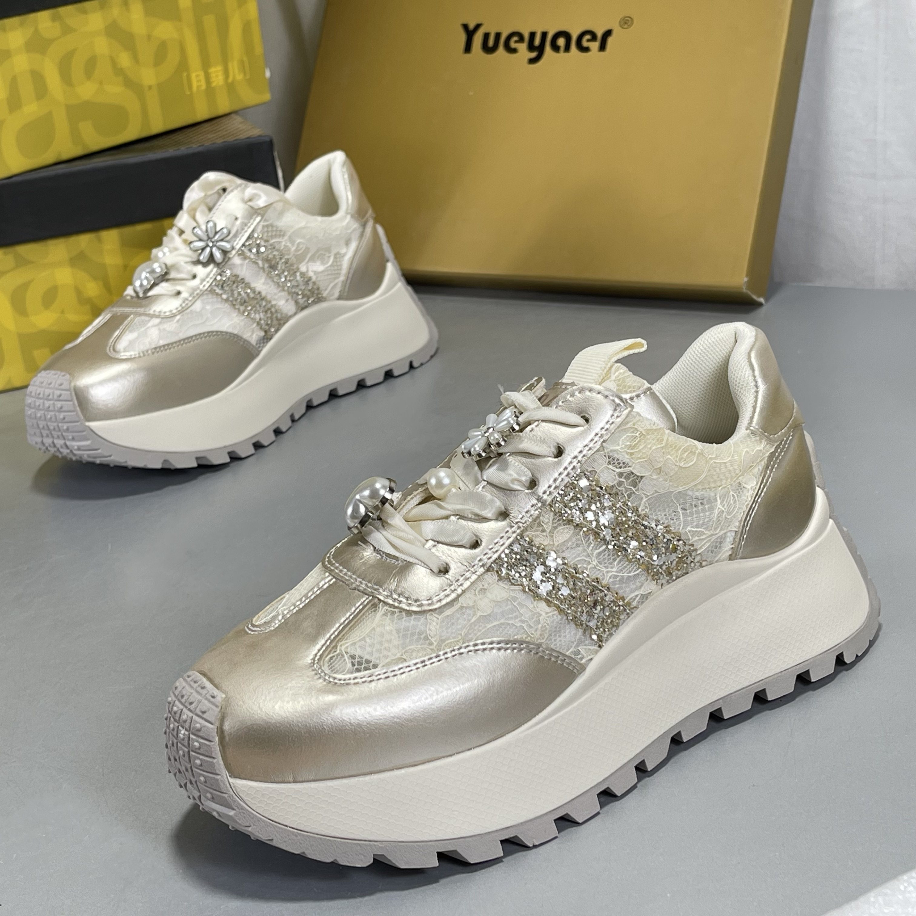 月芽儿阿甘鞋女2026春夏新款蕾丝网面薄款厚底增高休闲运动老爹鞋,女鞋,时尚休闲鞋,淘宝优惠券,粉丝福利购,淘宝优惠卷