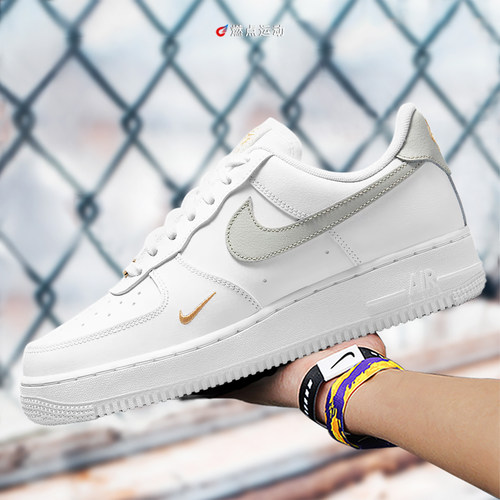 Nike耐克防滑低帮防滑板鞋