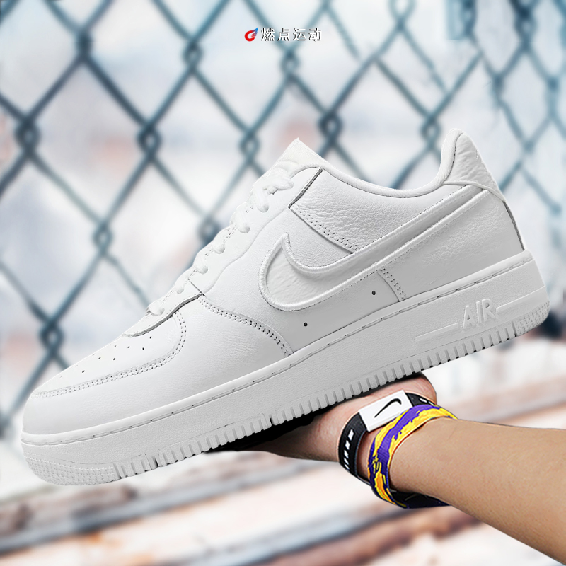 Nike/耐克 W AIR FORCE 1 DANCE女子板鞋FJ7409-100