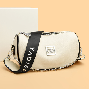 正品真皮斜挎饺子包女2024新款头层牛皮中年妈妈包百搭单肩通勤包