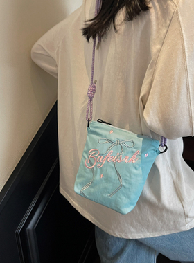 韩版小众设计夏天蝴蝶结斜挎手机包女包2025新款轻便百搭单肩小包