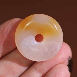 源饰界天然玉髓平安扣挂件玉石吊坠秀气小巧女款精美俏色表面小坑