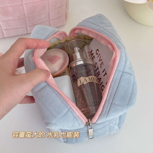 韩版软绵绵云朵化妆包简约外出便携大容量洗漱包软糯文具盒收纳袋