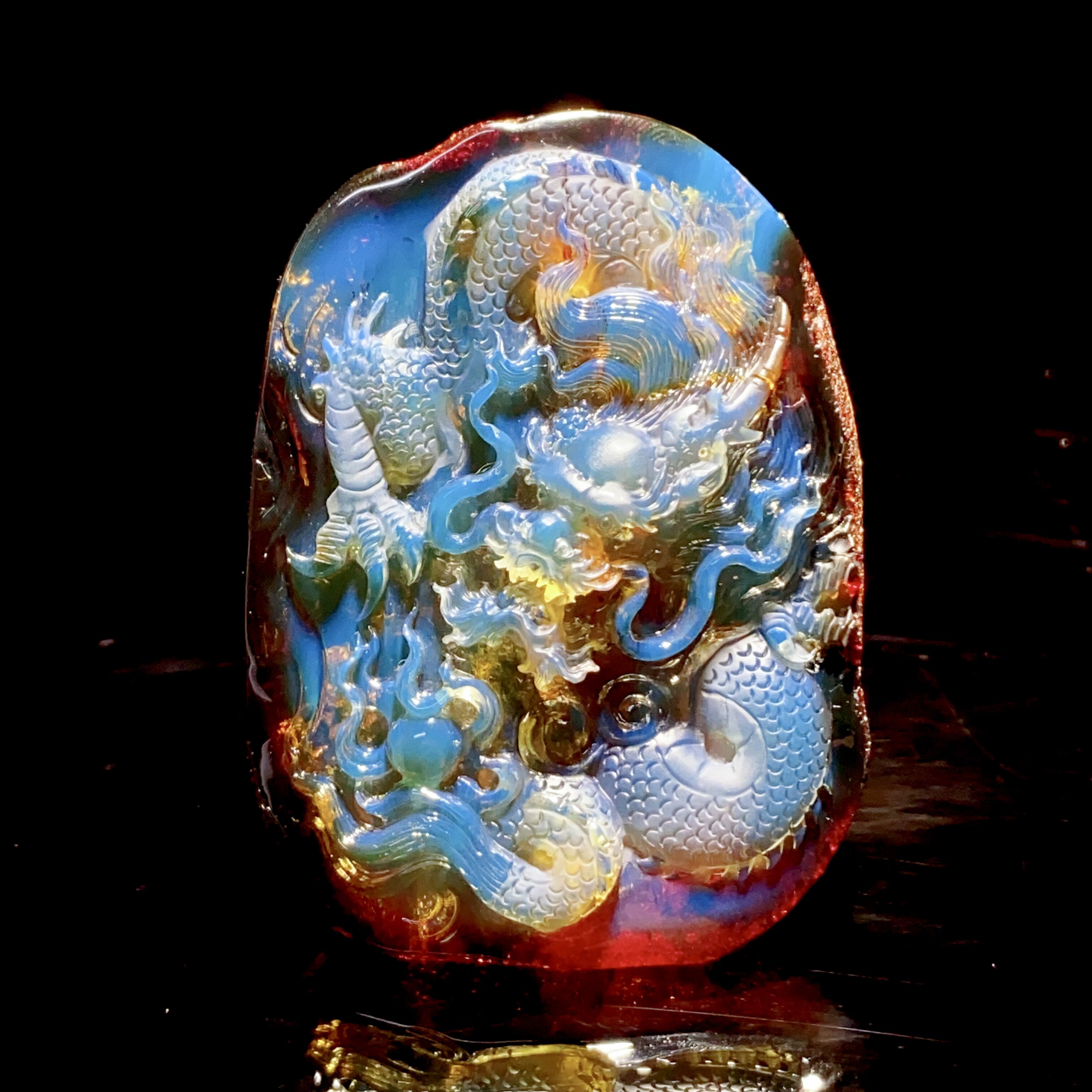 原矿原石天然墨西哥红蓝珀大师精工雕刻血珀飞龙在天挂件  摆件